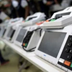 Urna eletrônica em seção eleitoral no estado de São Paulo