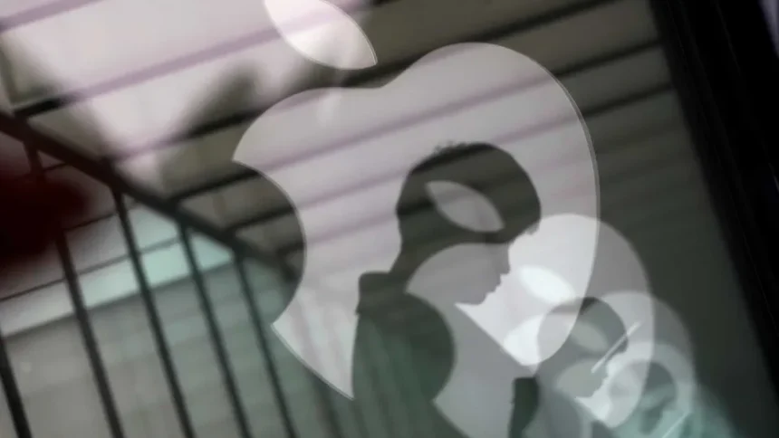 Dispositivo tecnológico da Apple em ambiente doméstico moderno.