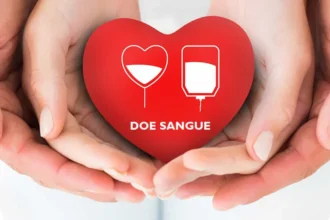 Bolsa de sangue em ambiente de hemocentro