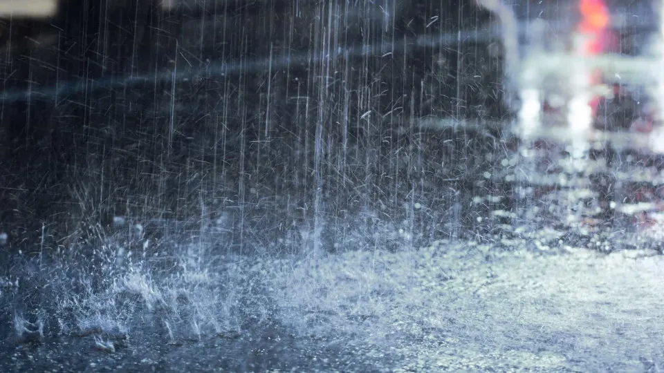 Defesa Civil envia alerta severo de chuva a São Paulo