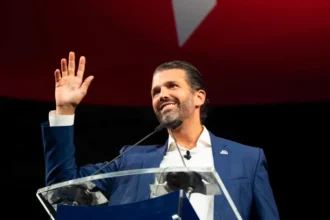 Donald Trump Jr. em evento público nos Estados Unidos.