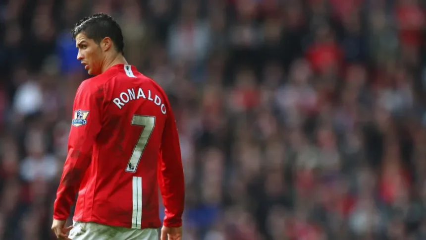 Cristiano Ronaldo em partida pela seleção portuguesa