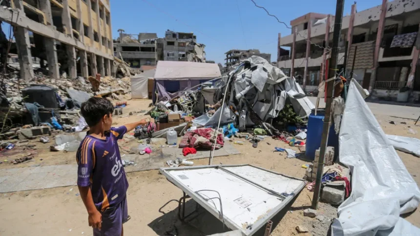 Destruição na Faixa de Gaza após anos de conflito armado