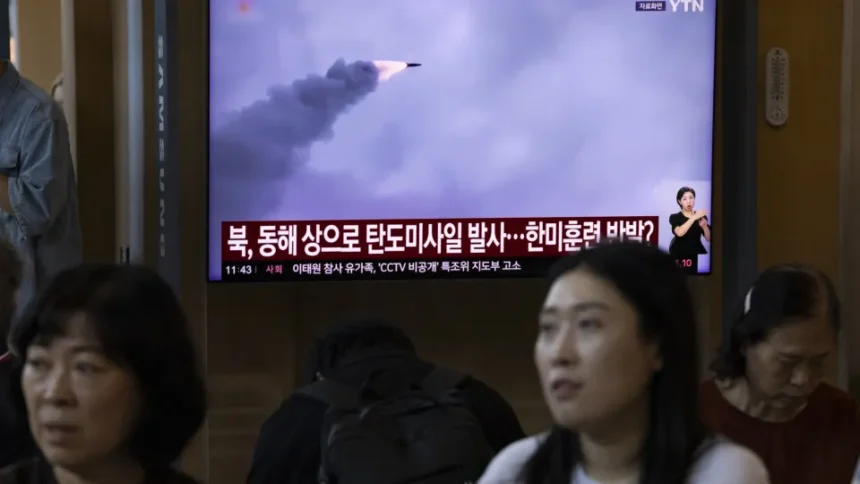 Líder norte-coreano Kim Jong-un acompanhando operação militar