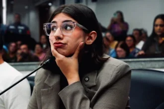 Eduarda Campopiano em evento político