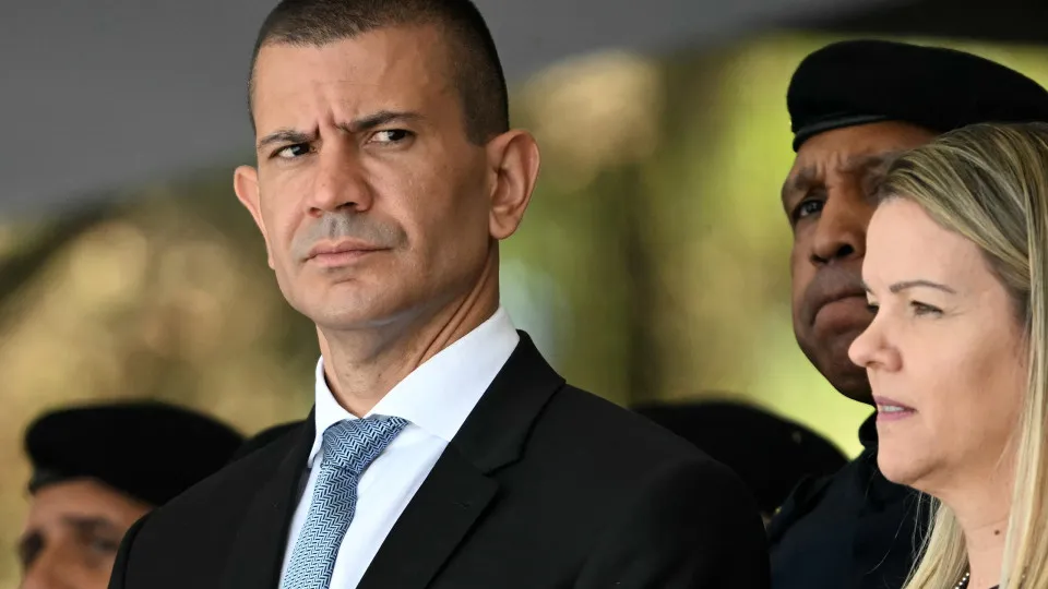 TRE-RJ proclama Douglas Ruas governador eleito após anulação de votos